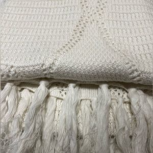 White Aerie scarf